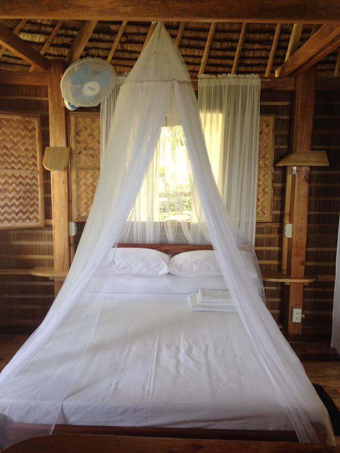 Tinaoog Beach Resort Alad Phòng bức ảnh